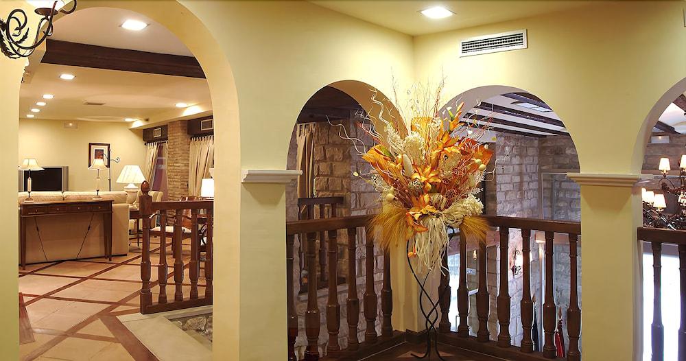 Palacio De Pujadas เบียนา ภายนอก รูปภาพ